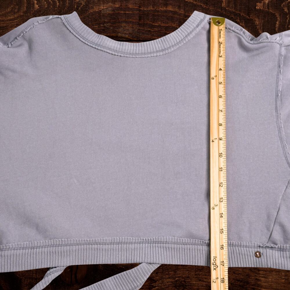 Anthropologie Pilcro Open-Back Bow Cropped Puff Sleeve Sweatshirt Lavender S - Picture 8 of 9